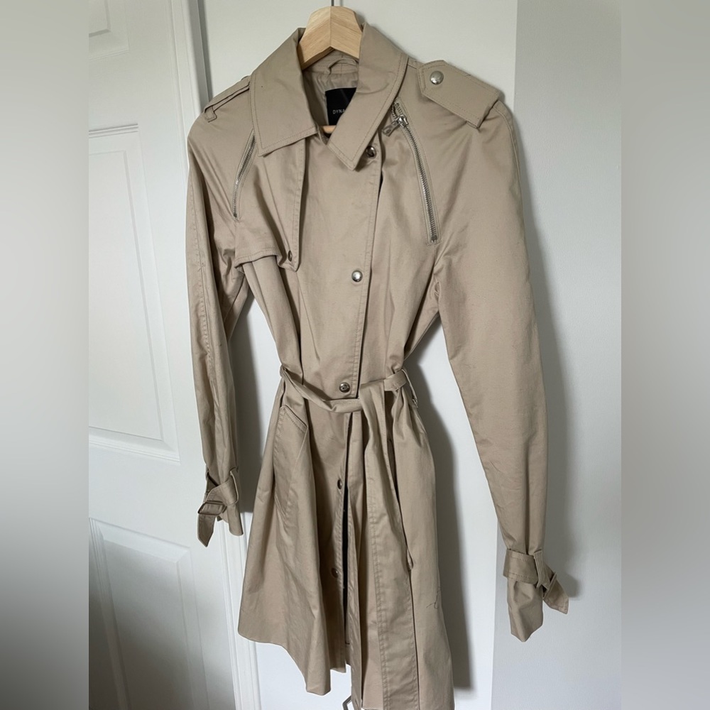 Like new - Dynamite trenchcoat